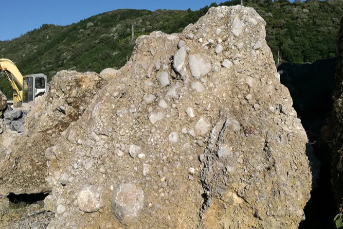 さざれ石 120 *130 *50cm