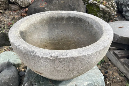 水鉢 つき臼 【一点もの】
