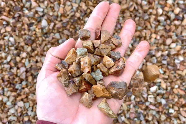 岐阜砂利（13-20mm）