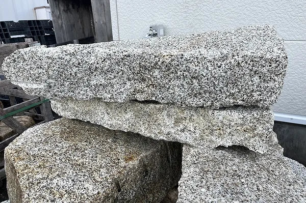 ひるかわ御影石　壁石