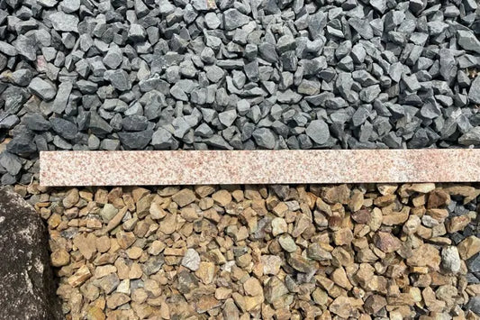 ストライプグラニットスリム　サビ（見切り、石畳など）