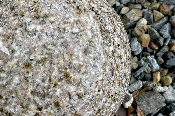 ボールストーン　サビ　磨き（Φ150mm）