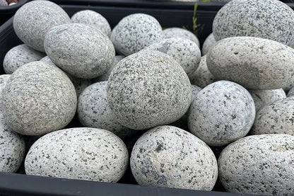 まんまる石 50-60mm – 揖斐川庭石センター