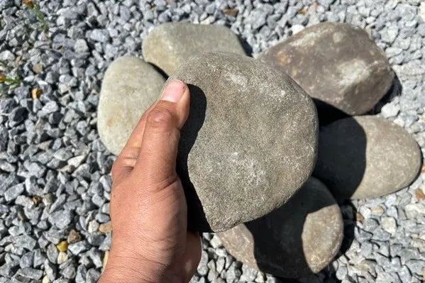 茶ごろた石延段　100-200mm