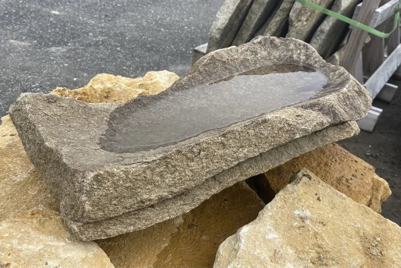庵治石　水鉢　[4]