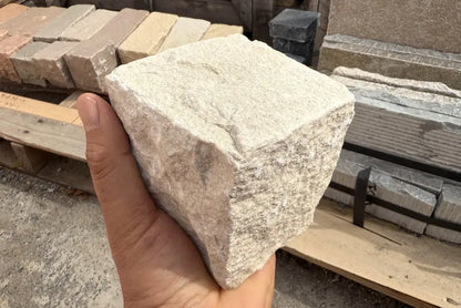 サンドストーンピンコロ　ミント　90*90*90mm